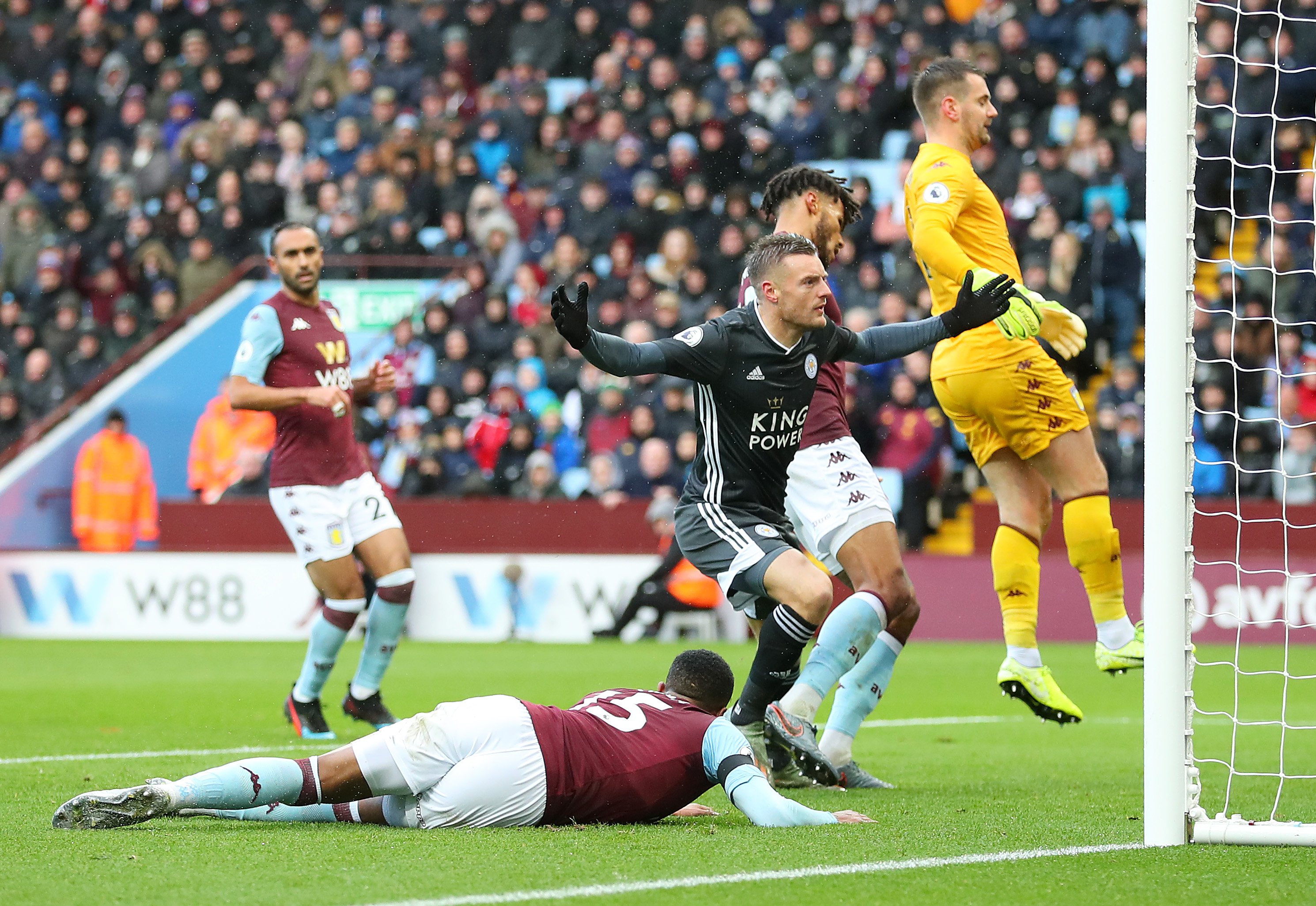 界对其客场 界对其客场